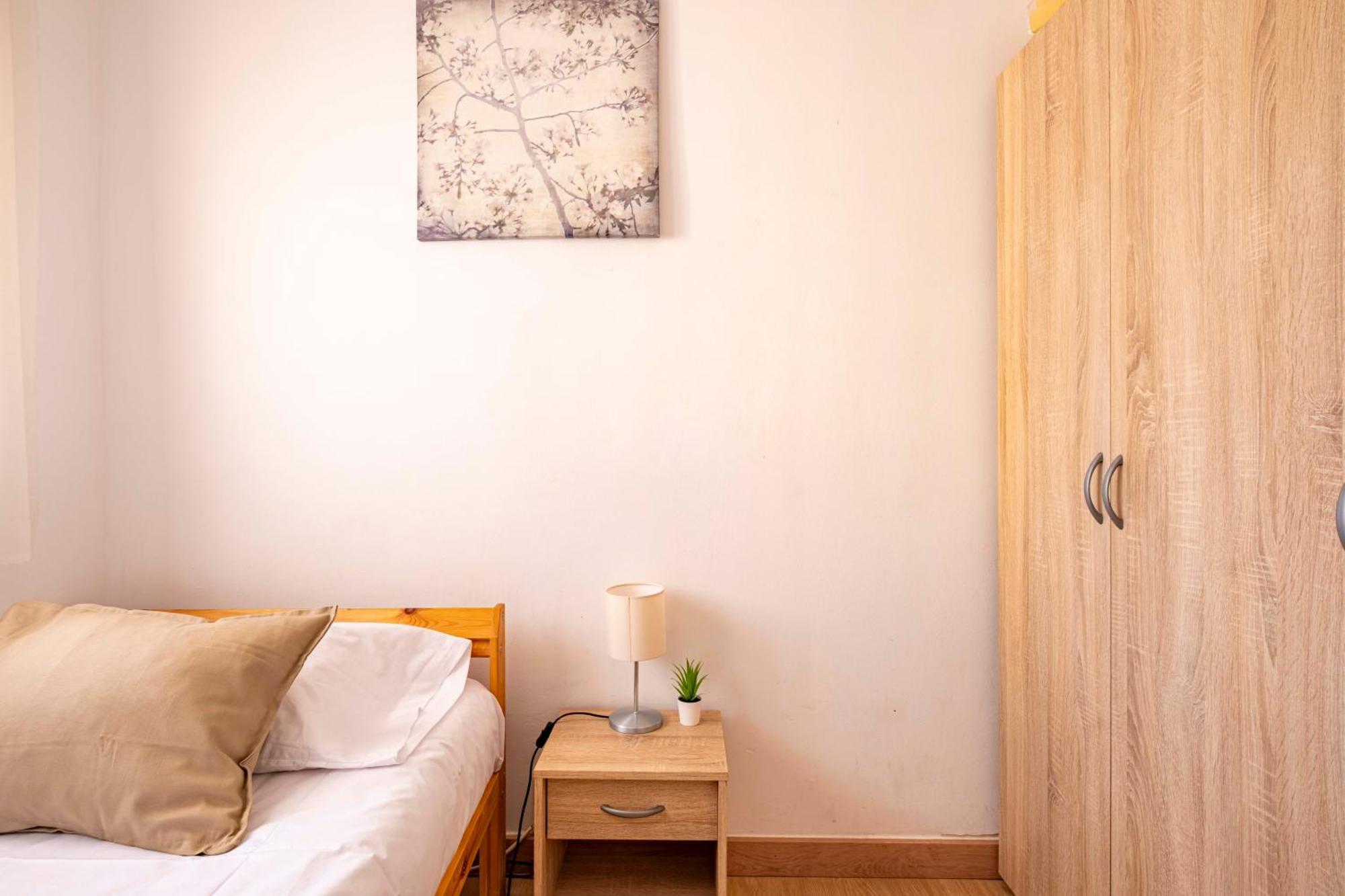 5 Min To The Sea And 15 Min To Barcelona Center Apartment Sant Adria de Besos Exterior photo