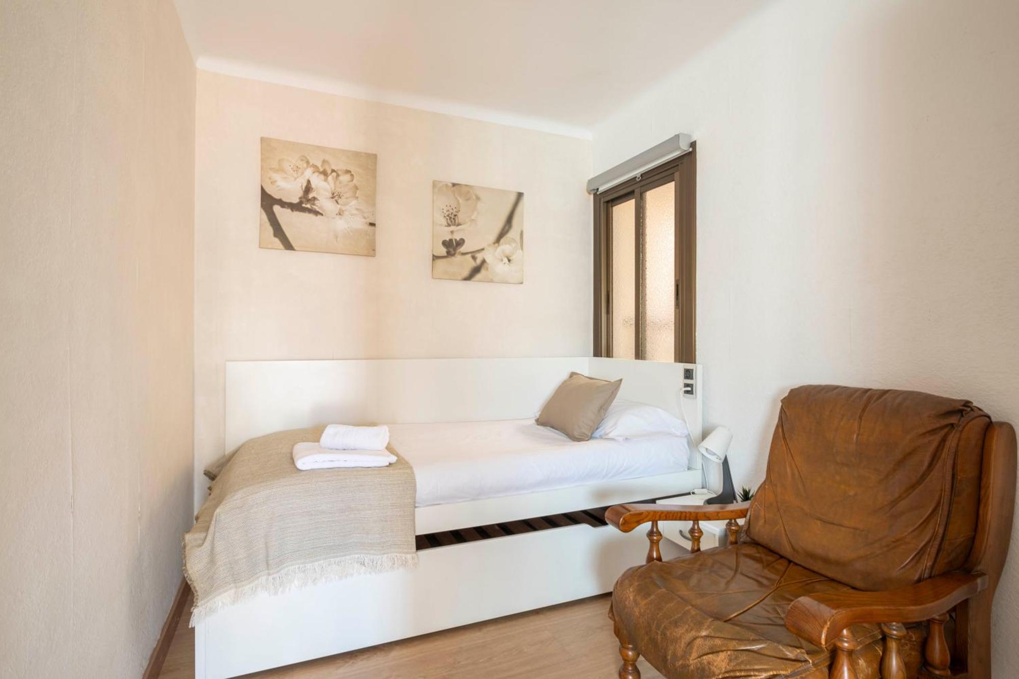 5 Min To The Sea And 15 Min To Barcelona Center Apartment Sant Adria de Besos Exterior photo
